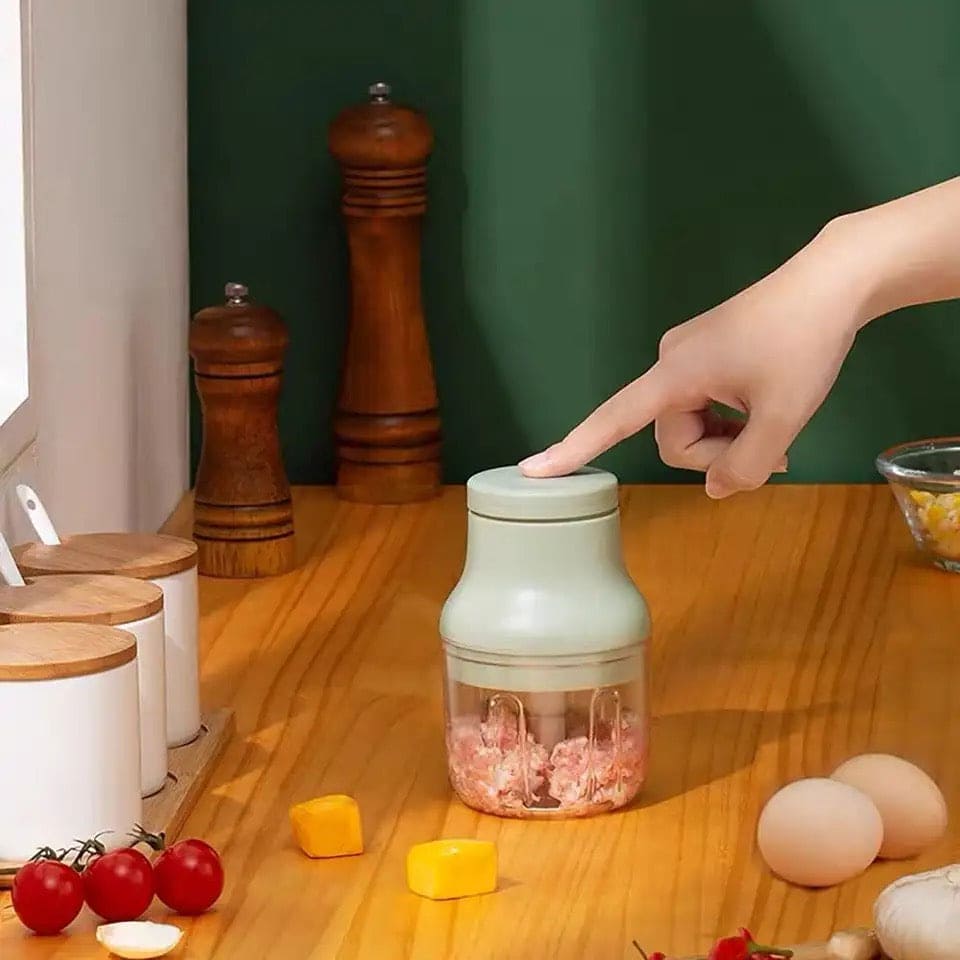 Mini Garlic Chopper, Electric Ginger Masher, Rechargeable Food Mincer, Portable Food Cutter Mincer, Electric Chili Masher, Wireless Mini Food Chopper, Vegetable Crusher Tool, Kitchen Chopping Gadget Mini Garlic Chopper, Electric Ginger Masher, Rechargeable Food Mincer, Portable Food Cutter Mincer, Electric Chili Masher, Wireless Mini Food Chopper, Vegetable Crusher Tool, Kitchen Chopping Gadget
